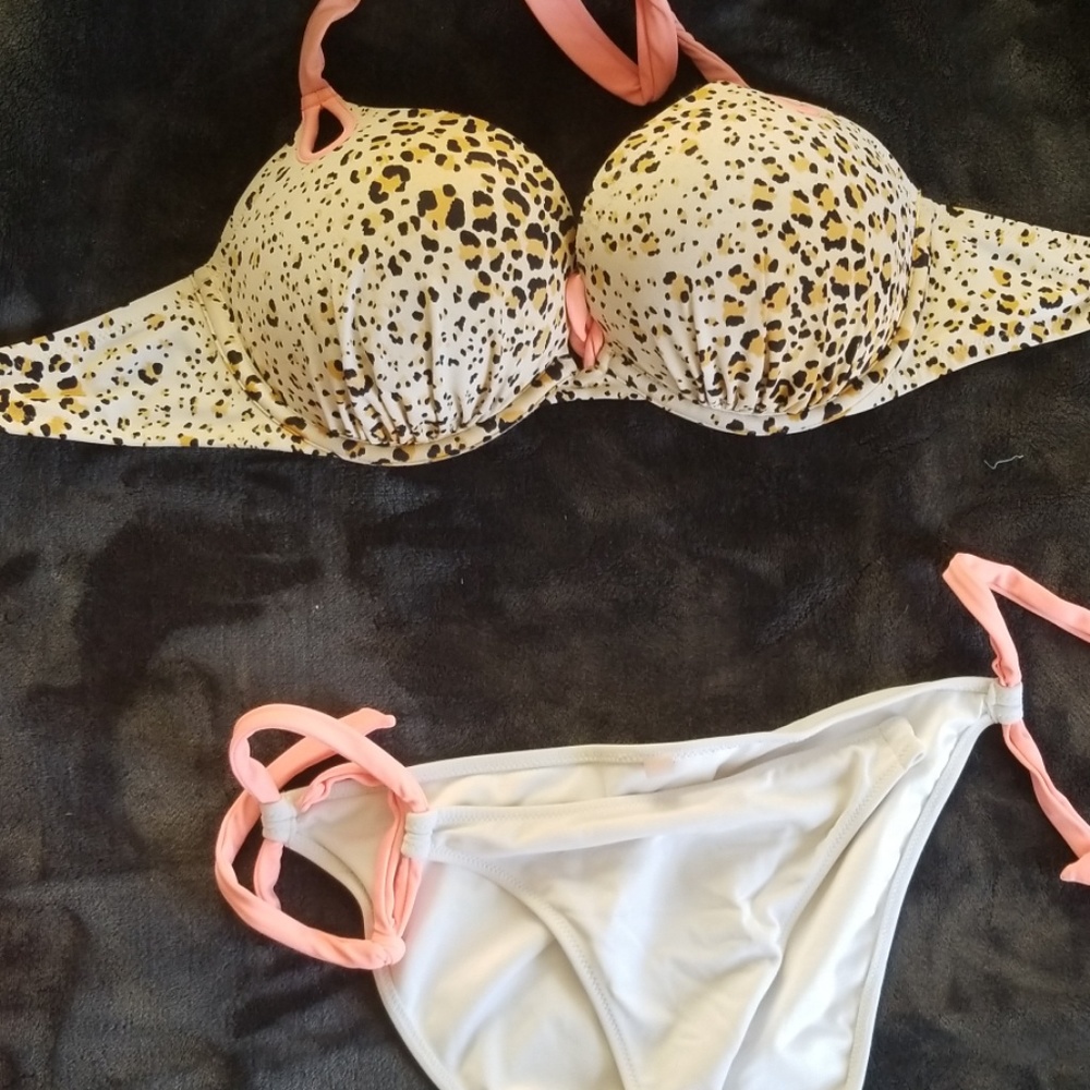Victoria's secret bikini